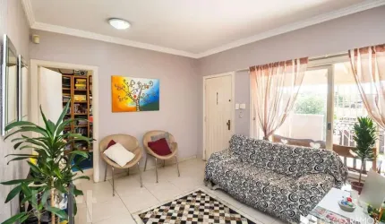 Casa com 3 quartos à venda na Rua Bernardino dos Santos, 43, Teresópolis, Porto Alegre, 235 m2 por R$ 720.000