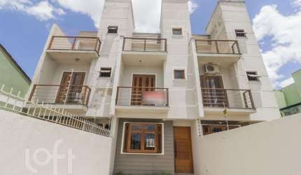 Casa com 3 quartos à venda na Rua Hugo Nelson Magalhães, 139, Rubem Berta, Porto Alegre, 152 m2 por R$ 549.000