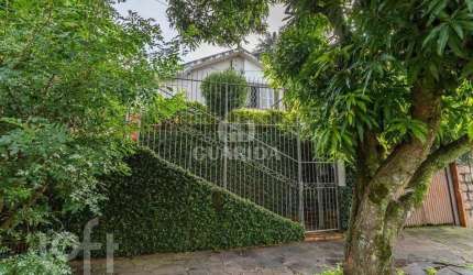 Casa com 3 quartos à venda na Rua Vinte e Um de Agosto, 152, Cavalhada, Porto Alegre, 120 m2 por R$ 480.000