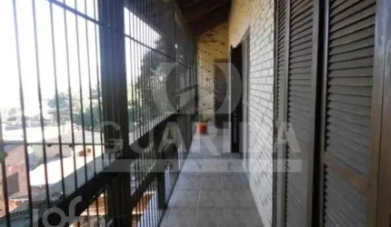Casa com 3 quartos à venda na Avenida Capivari, 1104, Cristal, Porto Alegre, 270 m2 por R$ 647.000
