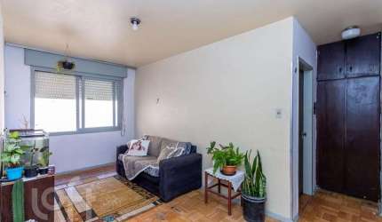 Apartamento com 2 quartos à venda na Rua Saudável, 34, Medianeira, Porto Alegre, 59 m2 por R$ 178.600