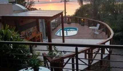 Casa com 3 quartos à venda na Rua Charruas, 267, Espírito Santo, Porto Alegre, 304 m2 por R$ 1.267.000