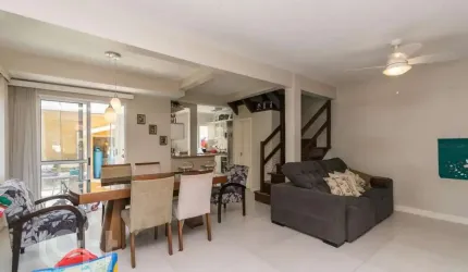 Casa em condomínio fechado com 3 quartos à venda na Rua Adão Gregory, 70, Morro Santana, Porto Alegre, 178 m2 por R$ 470.000