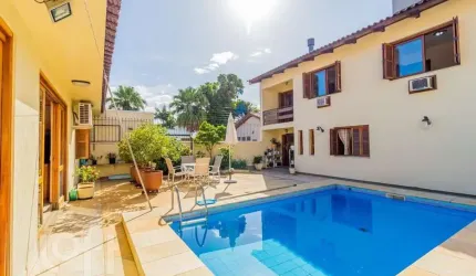 Casa com 5 quartos à venda na Avenida Pereira Passos, 239, Vila Assunção, Porto Alegre, 392 m2 por R$ 2.320.000