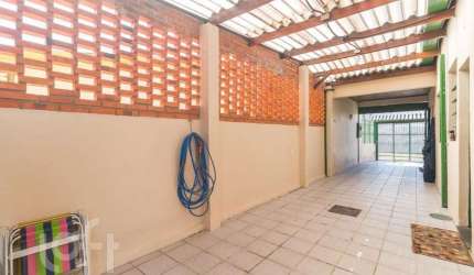 Casa com 3 quartos à venda na Rua Ideal, 95, Rubem Berta, Porto Alegre, 143 m2 por R$ 530.000