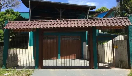 Casa com 3 quartos à venda na Rua Pedro de Oliveira França, 120, Hípica, Porto Alegre, 200 m2 por R$ 426.500