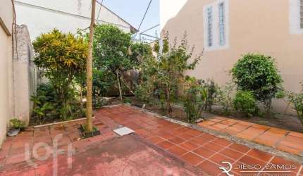 Casa com 4 quartos à venda na Rua Visconde do Herval, 1140, Azenha, Porto Alegre, 127 m2 por R$ 380.000