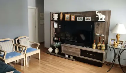 Apartamento com 2 quartos à venda na Rua Doutor Castro de Menezes, 770, Tristeza, Porto Alegre, 60 m2 por R$ 251.700