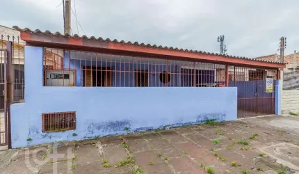 Casa com 7 quartos à venda na Avenida Vinte e Um de Abril, 1497, Sarandi, Porto Alegre, 300 m2 por R$ 400.000