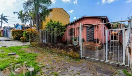 Casa com 3 quartos à venda na Rua Souza Lobo, 1291, Vila Jardim, Porto Alegre, 100 m2 por R$ 498.000