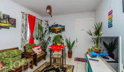 Apartamento com 2 quartos à venda na Rua Intendente Alfredo Azevedo, 843, Coronel Aparício Borges, Porto Alegre, 42 m2 por R$ 161.500