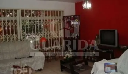 Casa com 2 quartos à venda na Rua Teixeira de Carvalho, 279, Medianeira, Porto Alegre, 182 m2 por R$ 900.000
