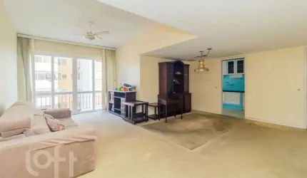 Apartamento com 3 quartos à venda na Rua Vinte e Quatro de Outubro, 1121, Moinhos de Vento, Porto Alegre, 120 m2 por R$ 750.000