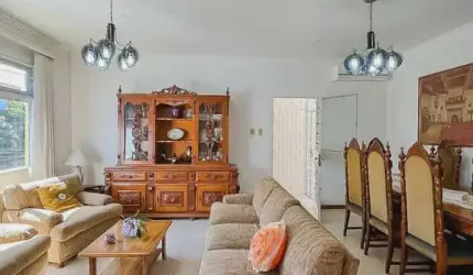Casa com 4 quartos à venda na Rua Eurico Lara, 385, Medianeira, Porto Alegre, 272 m2 por R$ 789.900