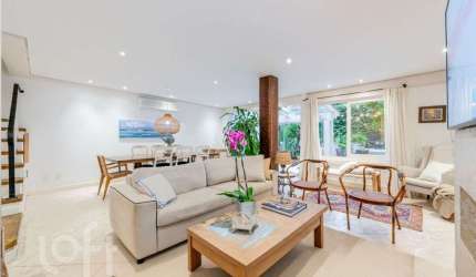 Casa em condomínio fechado com 3 quartos à venda na Rua Quatorze de Julho, 460, Passo da Areia, Porto Alegre, 264 m2 por R$ 2.982.000