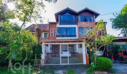 Casa com 3 quartos à venda na Rua Ponciano Pacheco da Silveira, 114, Guarujá, Porto Alegre, 181 m2 por R$ 568.000