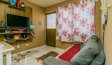 Apartamento com 2 quartos à venda na Rua dos Maias, 420, Santa Rosa de Lima, Porto Alegre, 39 m2 por R$ 115.000