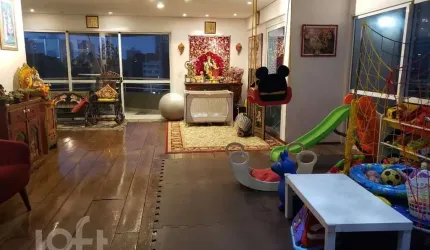 Apartamento com 3 quartos à venda na Rua Doutor Oscar Monteiro de Barros, 200, Vila Andrade, São Paulo, 198 m2 por R$ 800.000