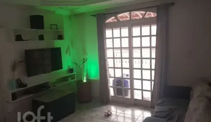 Casa com 2 quartos à venda na Rua Germânia, 354, Parque Novo Oratório, Santo André, 261 m2 por R$ 650.000