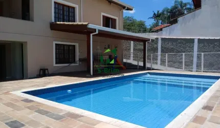 Duas Casas de Alto Padrão em um Só Terreno – Atibaia/SP