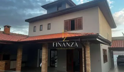 Sobrado com 4 suítes e amplo quintal na Vila Avaí, Indaiatuba - SP
