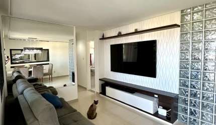 Excelente Apartamento em Buraquinho. VENDA R$ 530.000,00