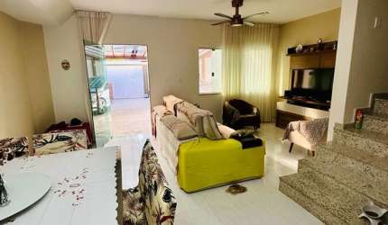 OPORTUNIDADE!!! Vendo Casa no Miragem R$ 640.000,00.