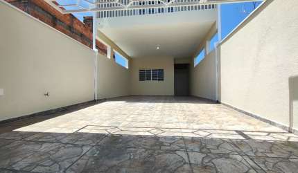 EXCELENTE OPORTUNIDADE DE LOCAÇÃO, SOBRADO NO RESIDENCIAL MOREIRA RIGUI A 50M DAS ESCOLAS PÚBLICAS E ESCOLA DA EMBRAER, 100M DE MERCADO E FARMÁCIAS, AO LADO DA VIA DUTRA, BAIRRO COM RUAS AMPLAS E EX