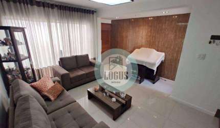 Sobrado IMPECÁVEL com 165m² composto por 3 dormitórios sendo 1 suíte com closet, à venda por R$ 680.000 - Paulicéia, SBC/SP