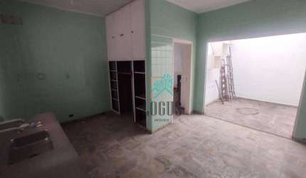 Casa com ótima área de terreno de 250m², composto por 3 dormitórios, à venda por R$ 650.000 - Vila Alvinópolis, SBC/SP