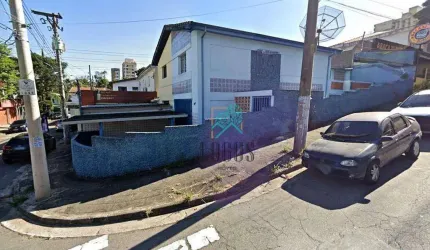 Sobrado com ótima disposição de 130m² composto por 3 dormitórios, à venda por R$ 850.000 - Campestre, Santo André/SP