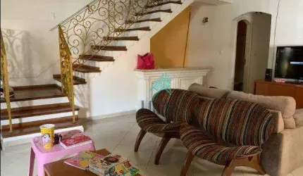 Sobrado com 3 dormitórios à venda, 250 m² por R$ 850.000,00 - Nova Petrópolis - São Bernardo do Campo/SP