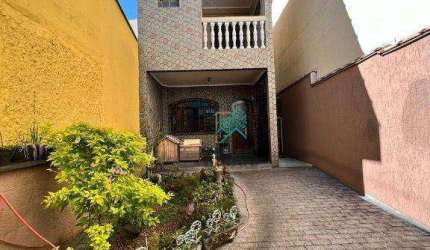 Sobrado com 3 dormitórios à venda, 178 m² por R$ 790.000,00 - Vila Tibiriçá - Santo André/SP