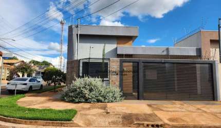 Casa à venda rica em planejados - Rita Vieira