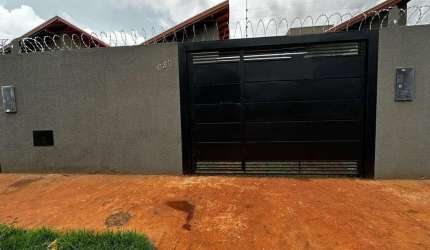 Casa à venda 02 quartos com suíte - Portal Caiobá