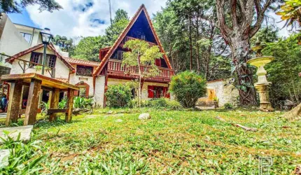 Casa com 3 dormitórios à venda, 137 m² por R$ 780.000,00 - Cascata dos Amores - Teresópolis/RJ