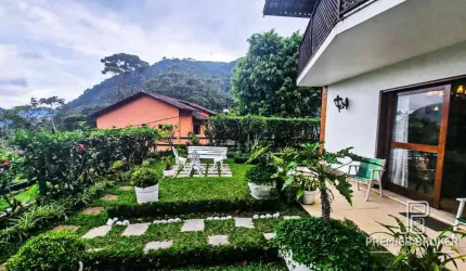 Casa à venda, 172 m² por R$ 1.700.000,00 - Granja Guarani - Teresópolis/RJ