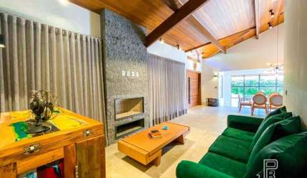Casa à venda, 260 m² por R$ 3.000.000,00 - Comary - Teresópolis/RJ