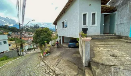 Casa à venda, 106 m² por R$ 590.000,00 - Tijuca - Teresópolis/RJ