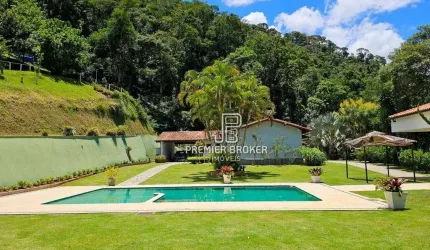 Casa à venda, 550 m² por R$ 2.400.000,00 - Três Córregos - Teresópolis/RJ