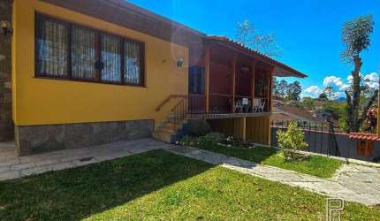 Casa à venda, 250 m² por R$ 1.100.000,00 - Iucas - Teresópolis/RJ
