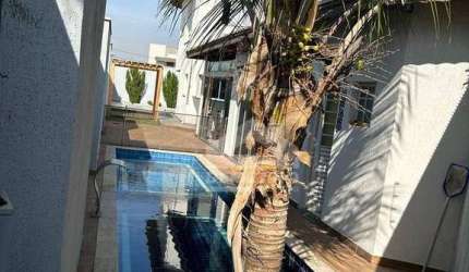 Casa 3 dormitórios, área de lazer - Vilage Mantiqueira- Guaratingueta