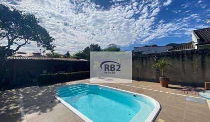 Casa com 3 quartos à venda, 400 m² por R$ 660.000 - Itaipu - Niterói/RJ