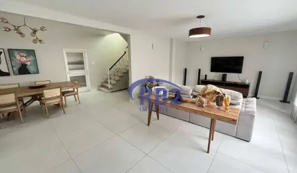 Casa duplex com 5 quartos e 2 vagas