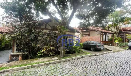 Casa em condomínio fechado em Santa Rosa com lazer completo