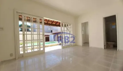 Casa de 3 quartos sendo 1 suíte e closet a 1,5 quadra da praia de Piratininga