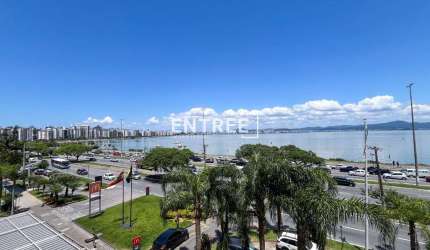 Apartamento 4 Quartos (sendo 2 Suítes) e 2 Vagas - Agronômica