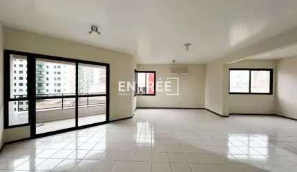 Apartamento 4 Quartos (sendo 2 Suítes) e 3 vagas - Centro