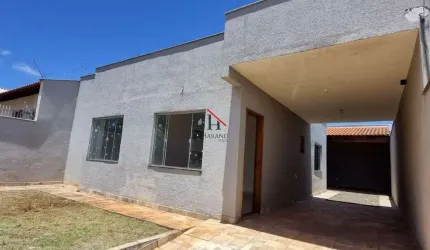 Casa com 2 quartos à venda no Jardim Pacaembu, Londrina  por R$ 350.000