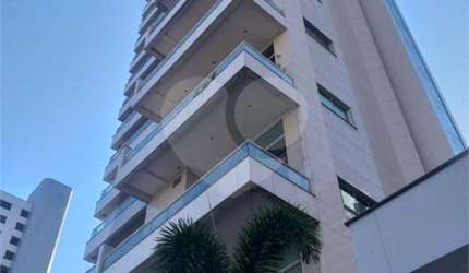 Apartamento com 3 quartos à venda em Meireles - CE